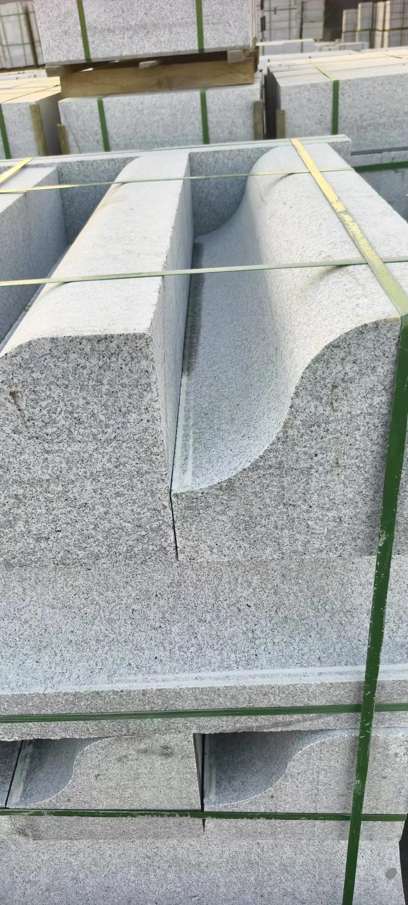 路沿石